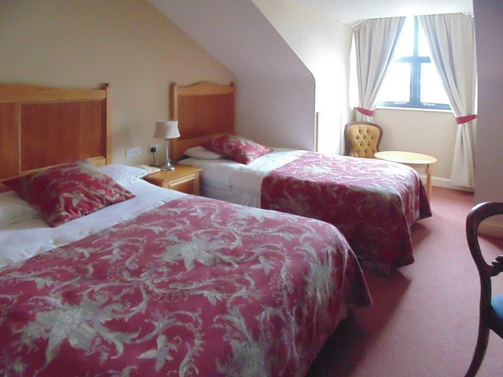 Ostan Oilean Acla Hotel Achill Sound Luaran gambar